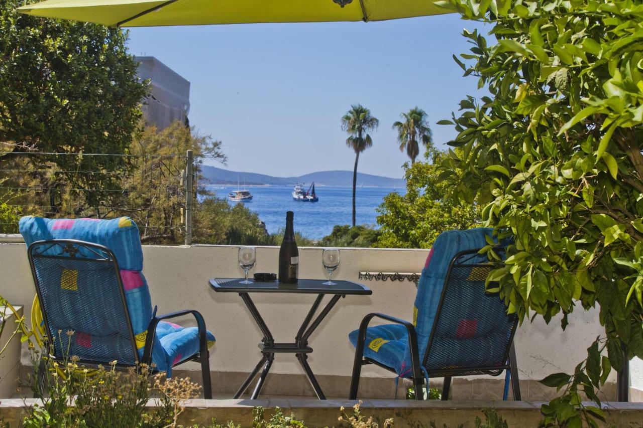 Apartments Hruban Hvar Town Exterior photo
